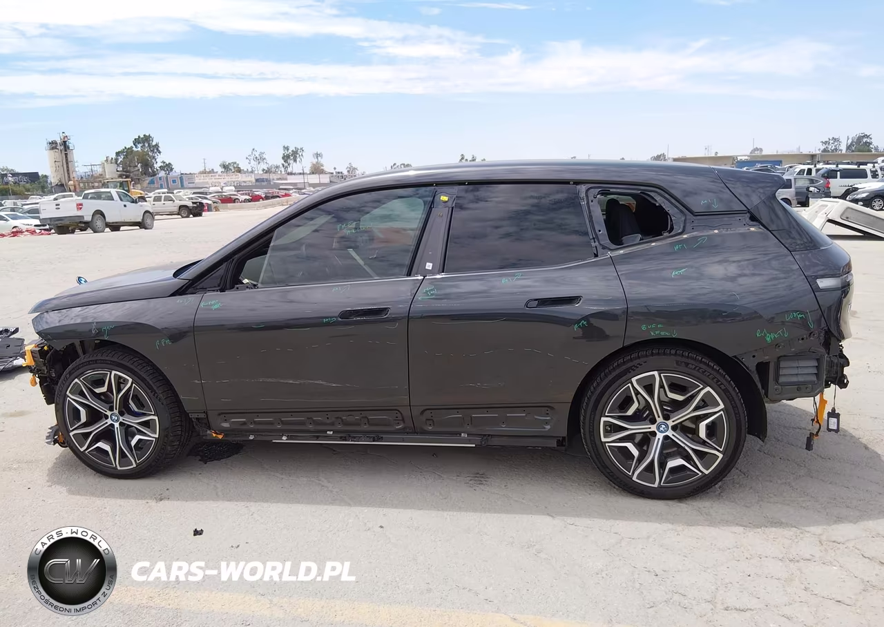 2025 BMW Ix xDrive50 VIN:WB523CF04SCS17217 - 15