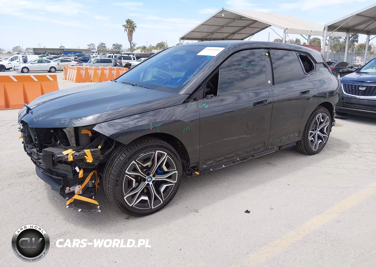 2025 BMW Ix xDrive50 VIN:WB523CF04SCS17217 - 2