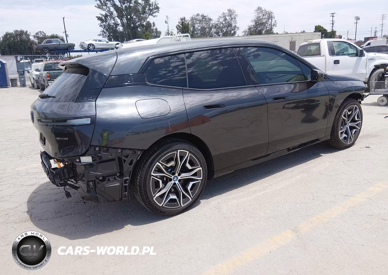 2025 BMW Ix xDrive50 VIN:WB523CF04SCS17217 - 4