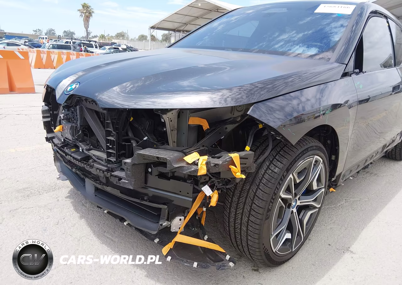 2025 BMW Ix xDrive50 VIN:WB523CF04SCS17217 - 6