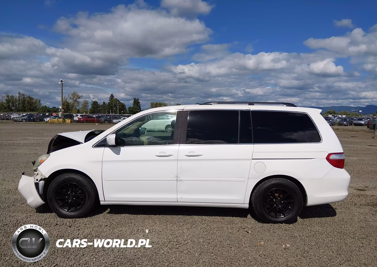 2005 Honda Odyssey Touring VIN:5FNRL38805B129763 - 15