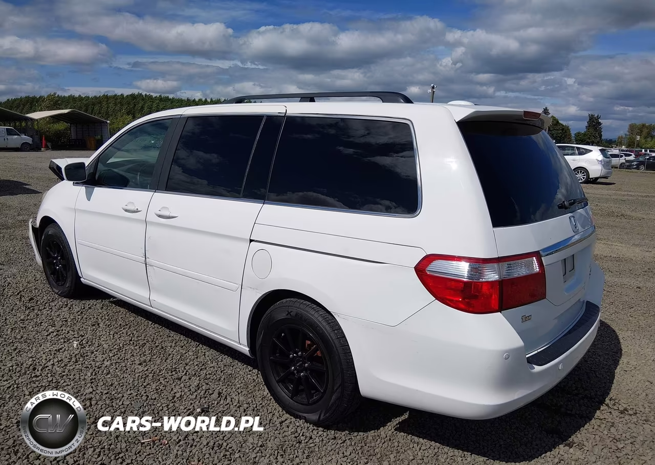 2005 Honda Odyssey Touring VIN:5FNRL38805B129763 - 3