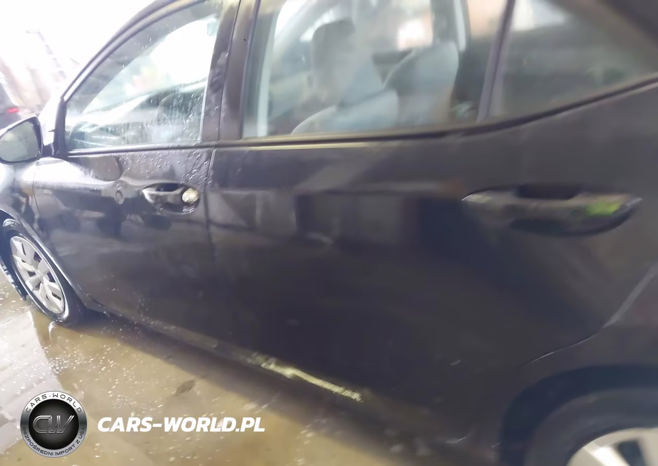 2016 Toyota Corolla Le VIN:2T1BURHEXGC573229 - 14