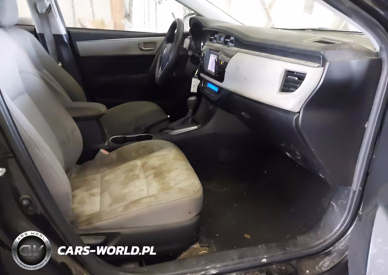 2016 Toyota Corolla Le VIN:2T1BURHEXGC573229 - 5