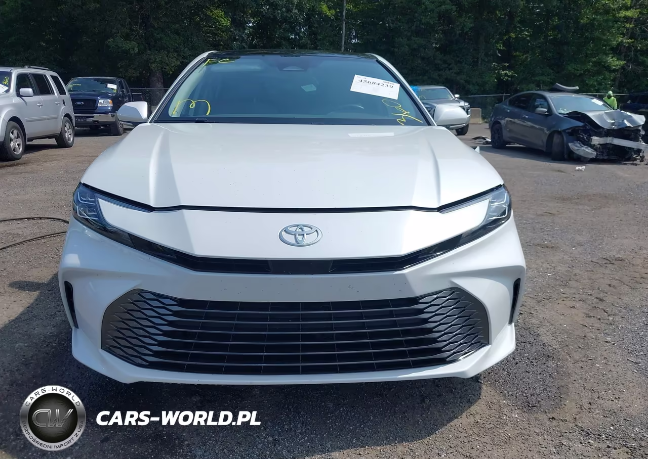 2025 Toyota Camry Xle VIN:4T1DAACK0SU161909 - 13