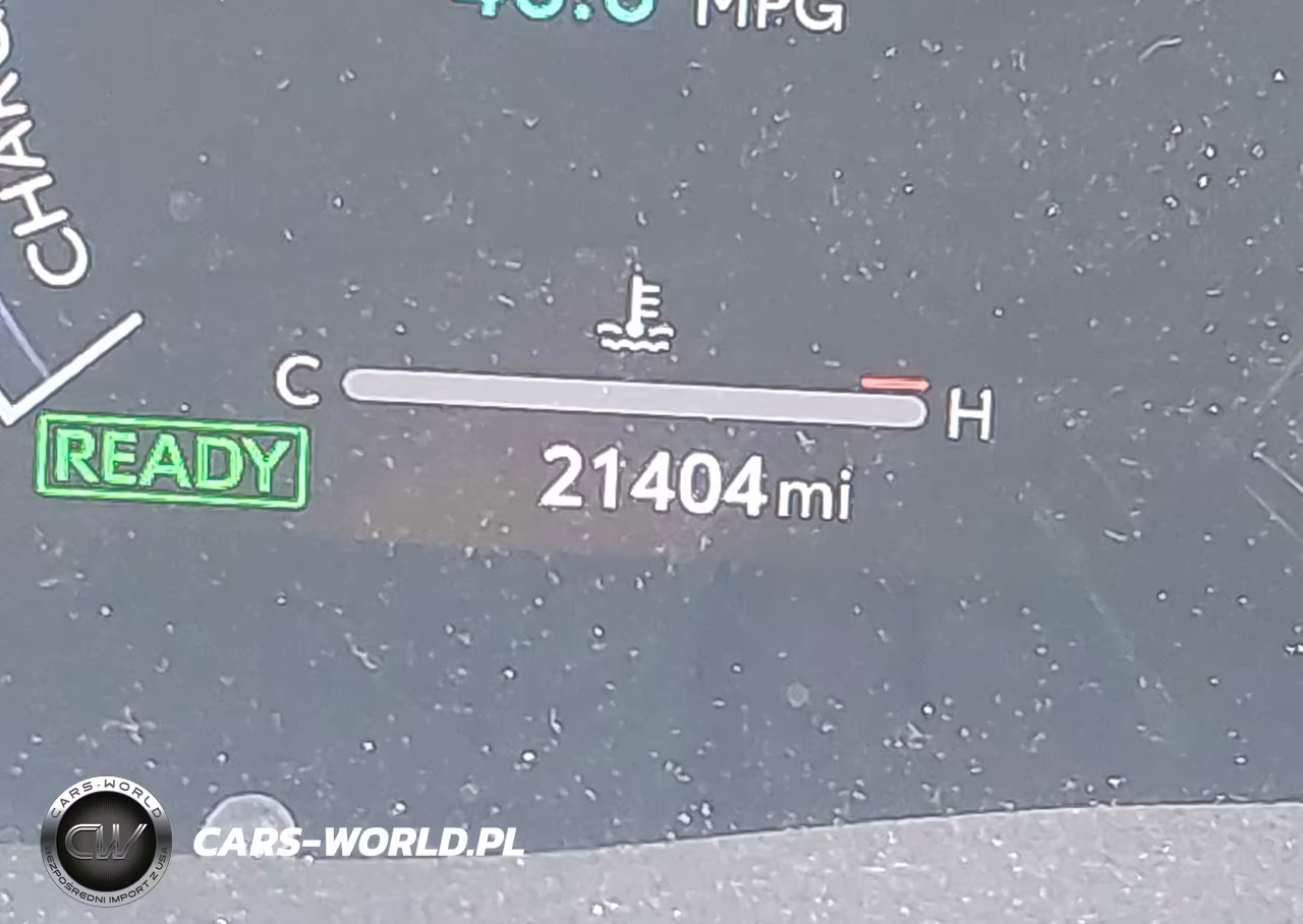 2025 Toyota Camry Xle VIN:4T1DAACK0SU161909 - 16