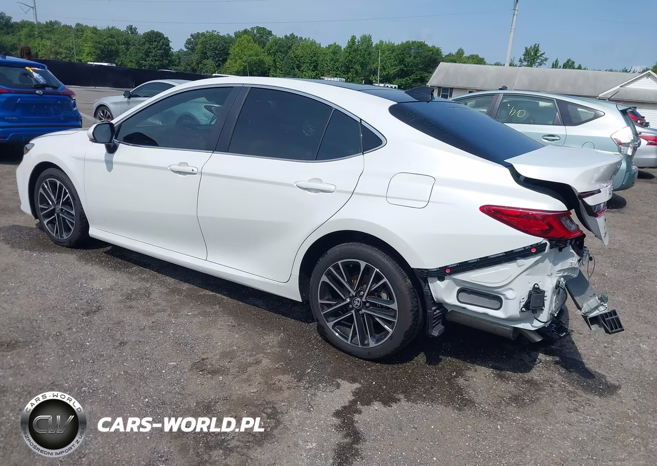 2025 Toyota Camry Xle VIN:4T1DAACK0SU161909 - 3