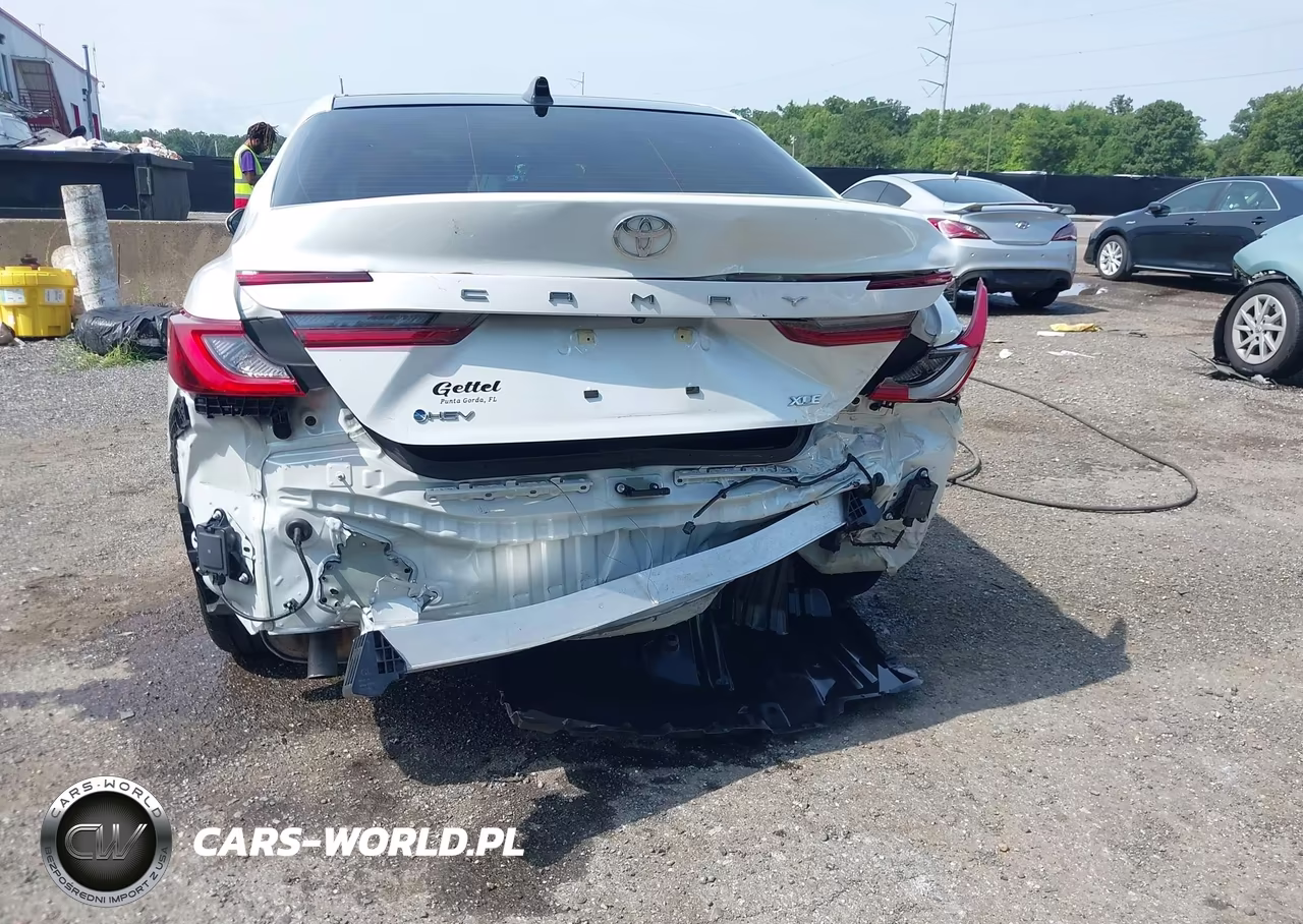 2025 Toyota Camry Xle VIN:4T1DAACK0SU161909 - 6