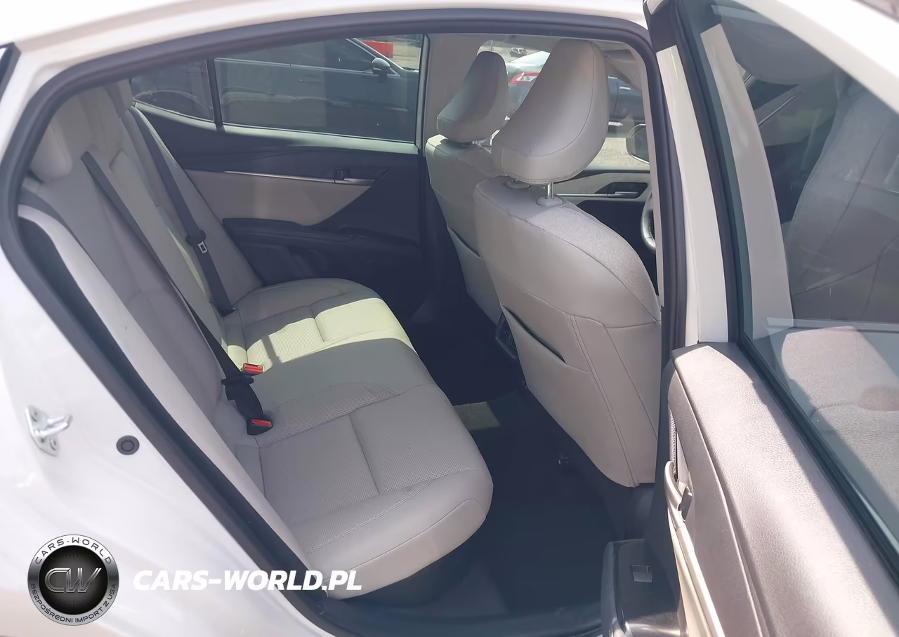 2025 Toyota Camry Xle VIN:4T1DAACK0SU161909 - 8