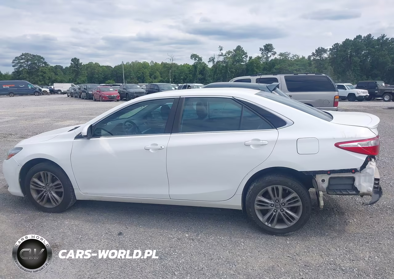 2017 Toyota Camry Se VIN:4T1BF1FK9HU764533 - 15