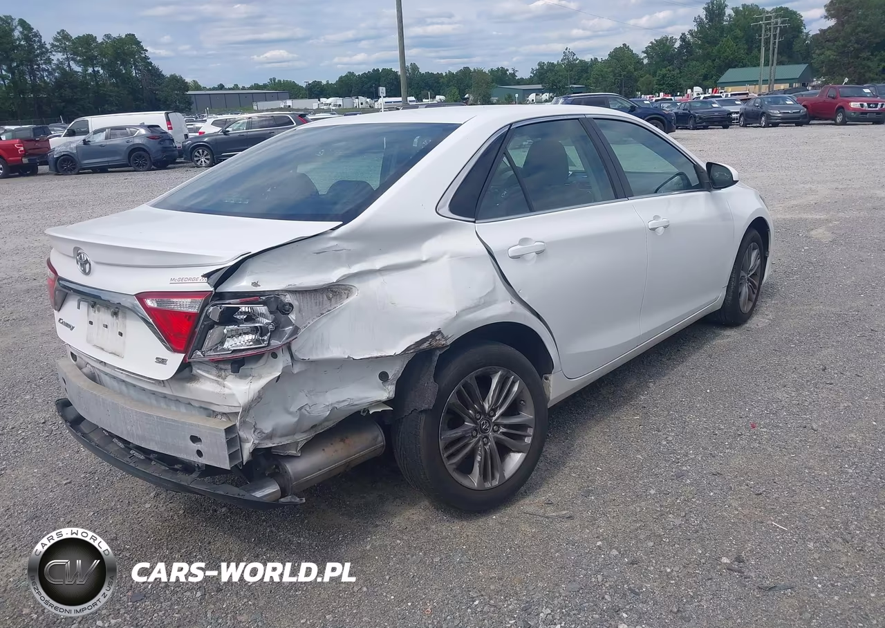 2017 Toyota Camry Se VIN:4T1BF1FK9HU764533 - 4