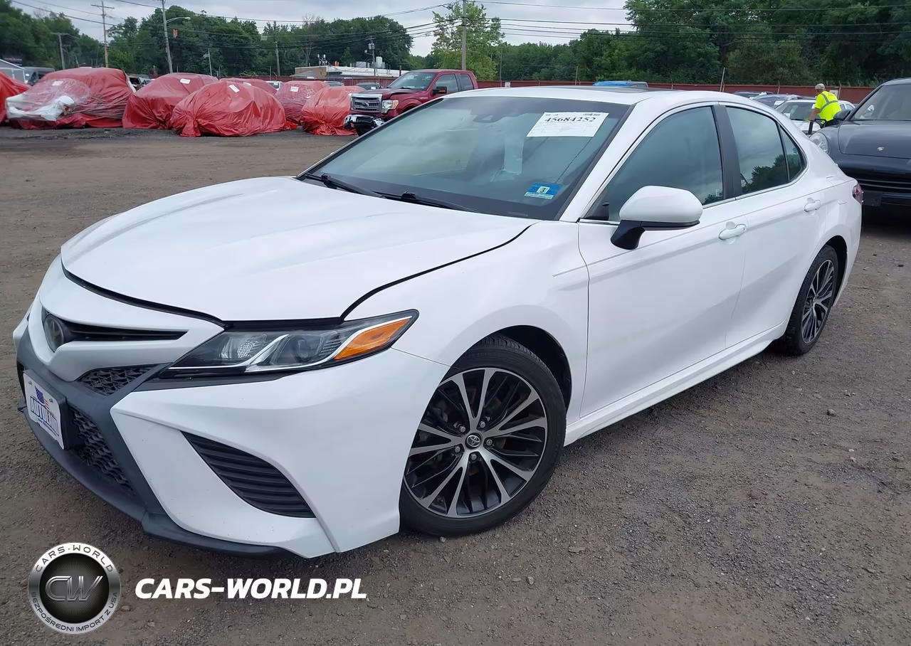 2018 Toyota Camry Se VIN:4T1B11HK9JU570361 - 12