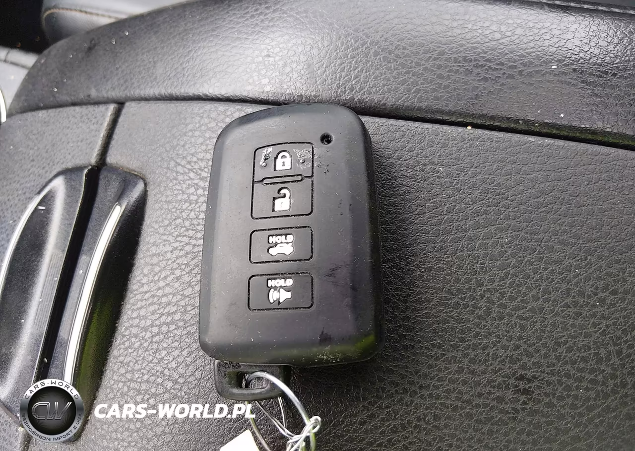 2018 Toyota Highlander Xle VIN:5TDJZRFH3JS550299 - 11
