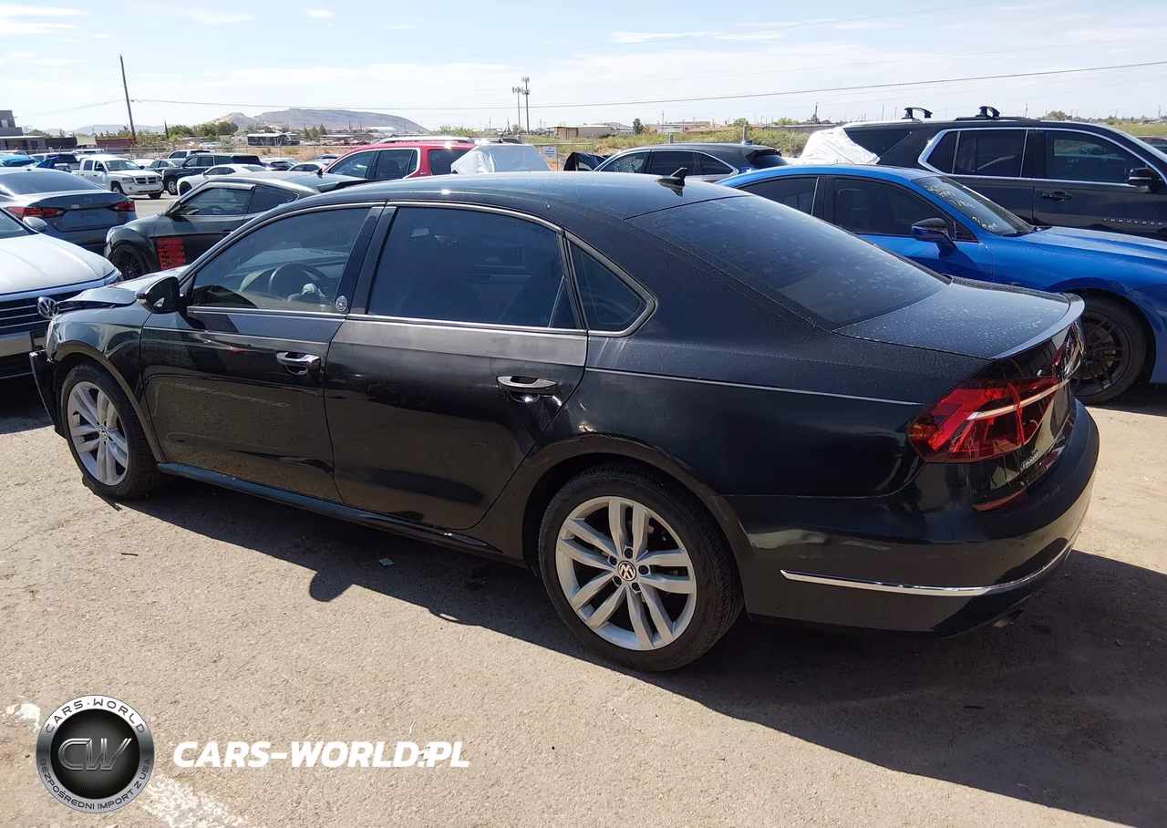 2019 Volkswagen Passat 2.0T Wolfsburg Edition VIN:1VWLA7A32KC003492 - 15