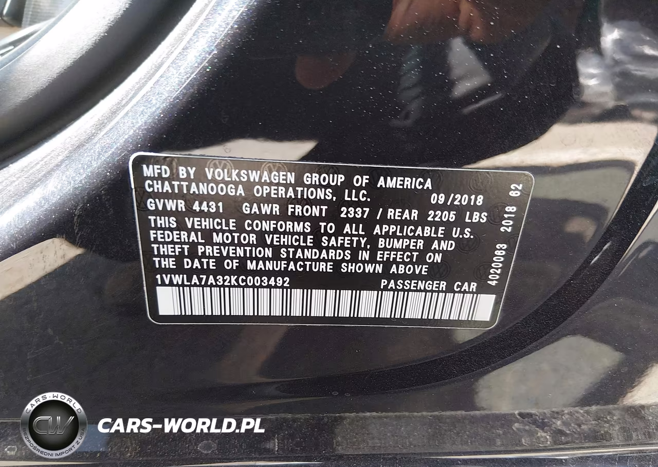 2019 Volkswagen Passat 2.0T Wolfsburg Edition VIN:1VWLA7A32KC003492 - 9