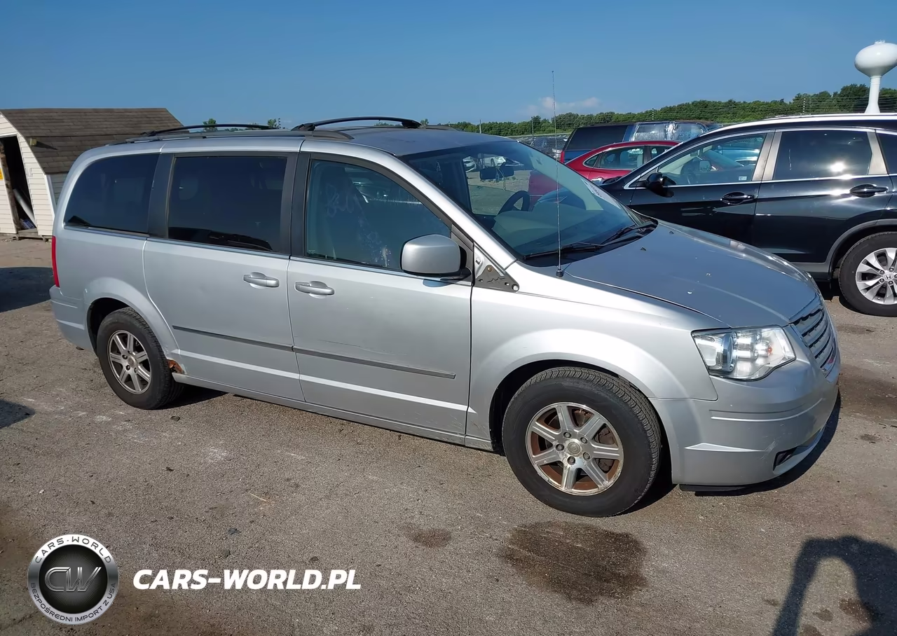 2010 Chrysler Town & Country Touring