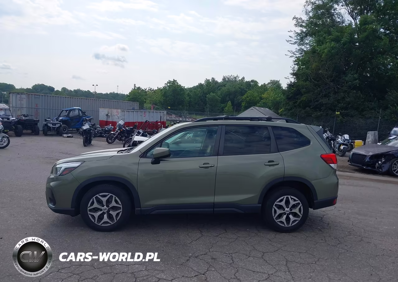 2019 Subaru Forester Premium VIN:JF2SKAGC9KH515626 - 15