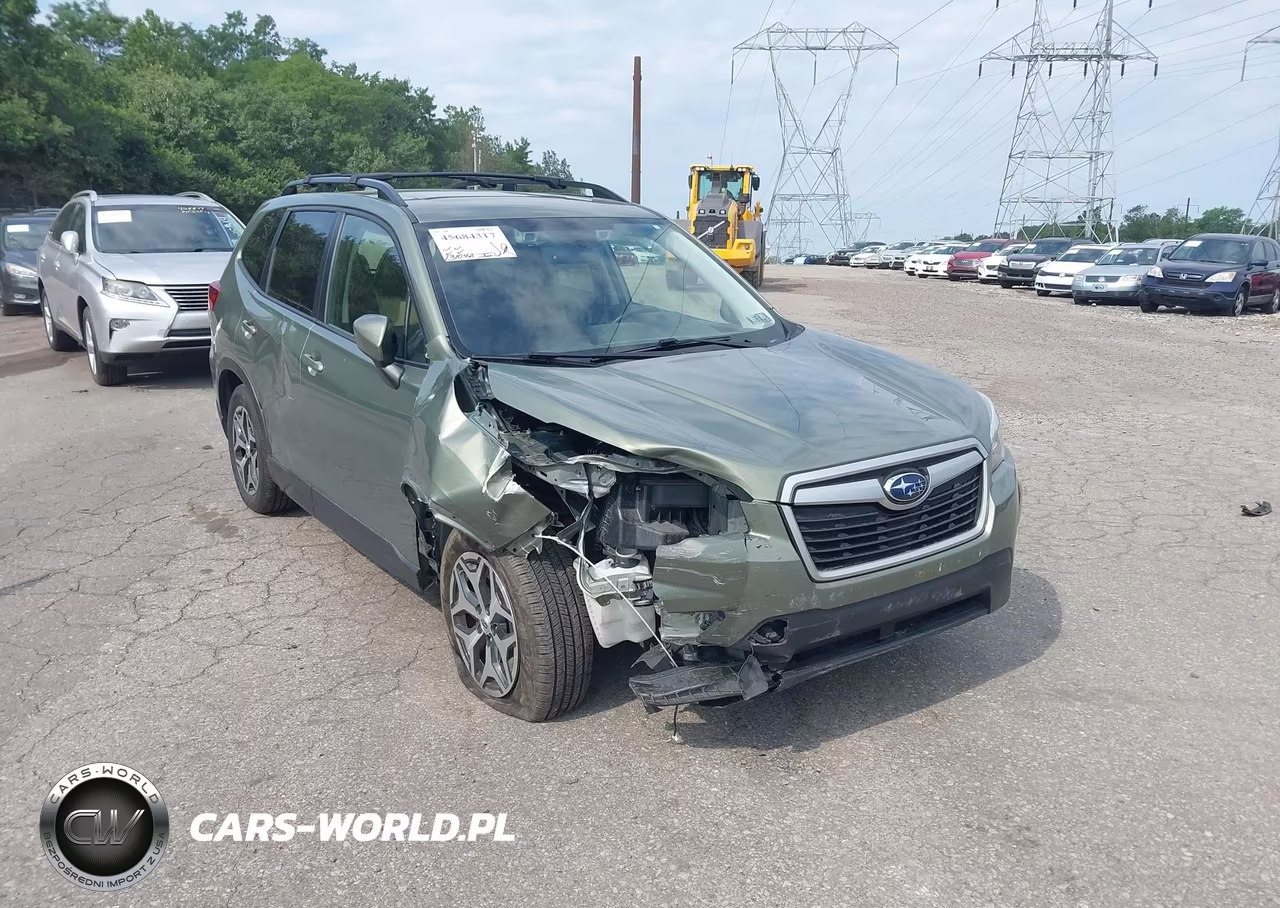 2019 Subaru Forester Premium VIN:JF2SKAGC9KH515626 - 19