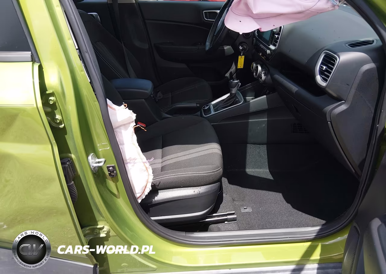 2023 Hyundai Venue Sel VIN:KMHRC8A37PU232230 - 5