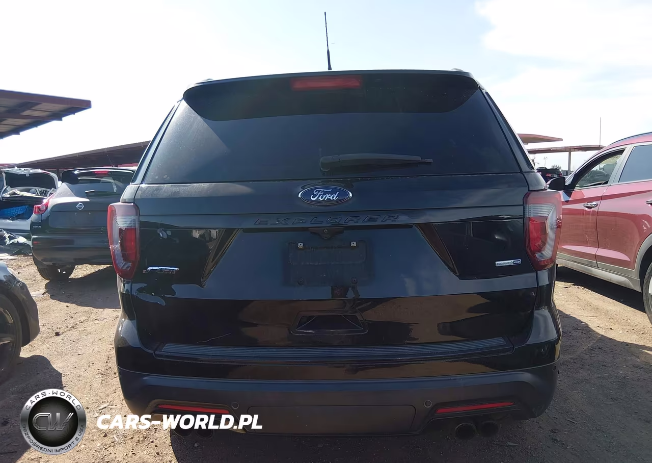 2018 Ford Explorer Sport VIN:1FM5K8GT8JGB56905 - 16