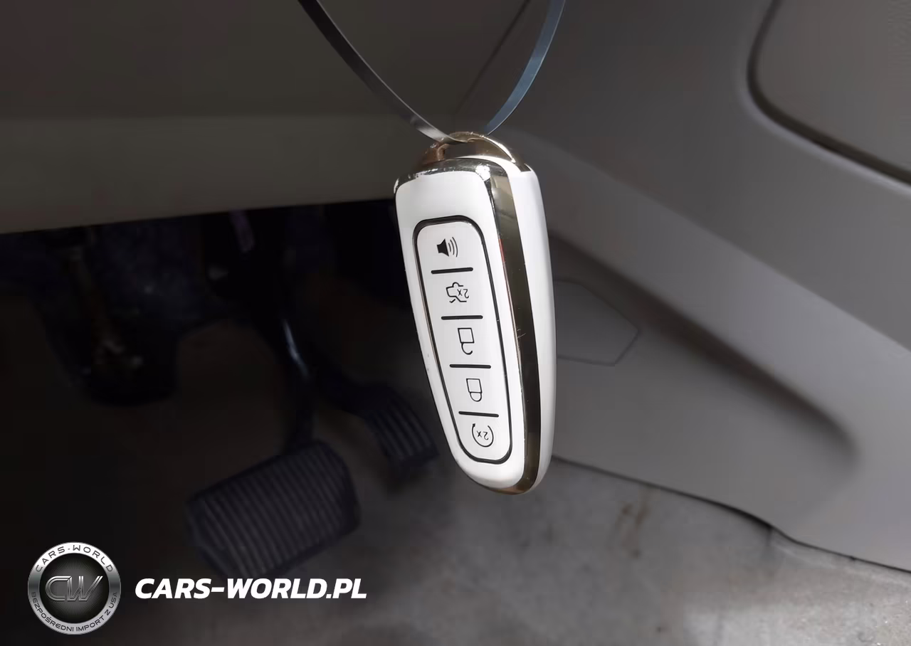 2015 Ford Escape Titanium VIN:1FMCU0J94FUA20361 - 11