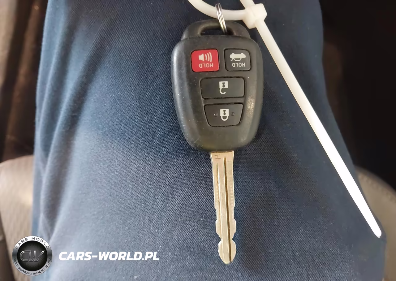 2014 Toyota Corolla Le VIN:2T1BURHE9EC038583 - 11