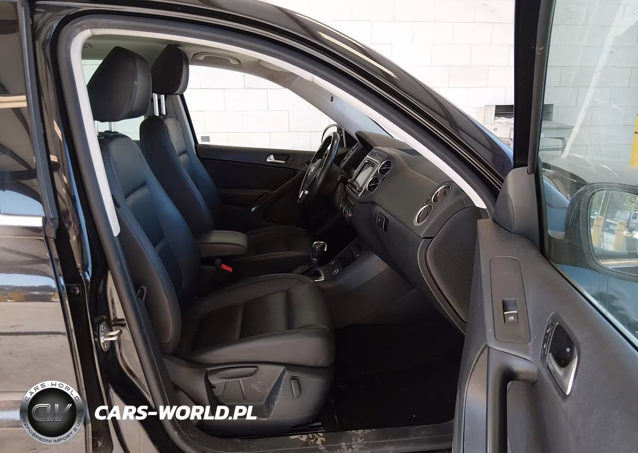 2017 Volkswagen Tiguan 2.0T Wolfsburg Edition VIN:WVGSV7AX9HW511631 - 5