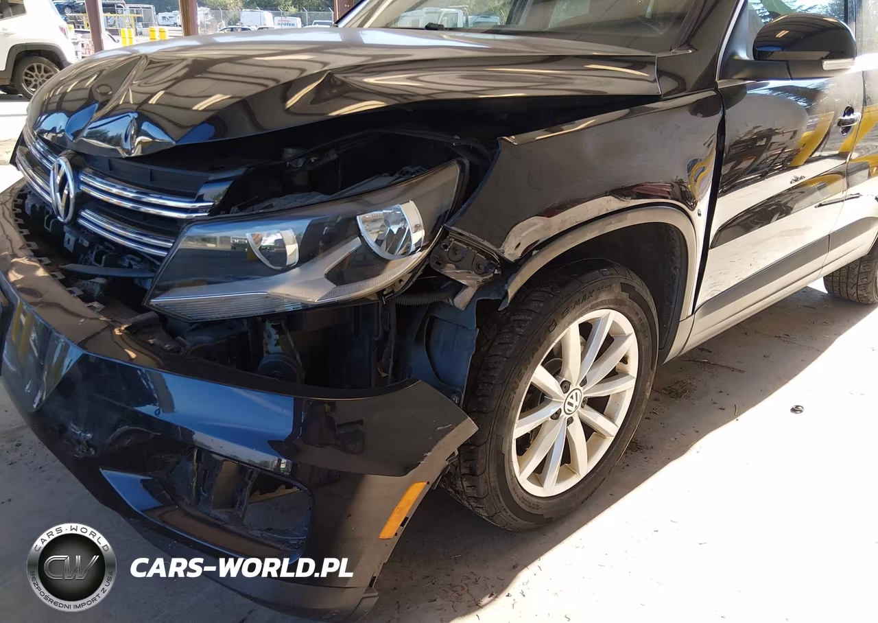 2017 Volkswagen Tiguan 2.0T Wolfsburg Edition VIN:WVGSV7AX9HW511631 - 6