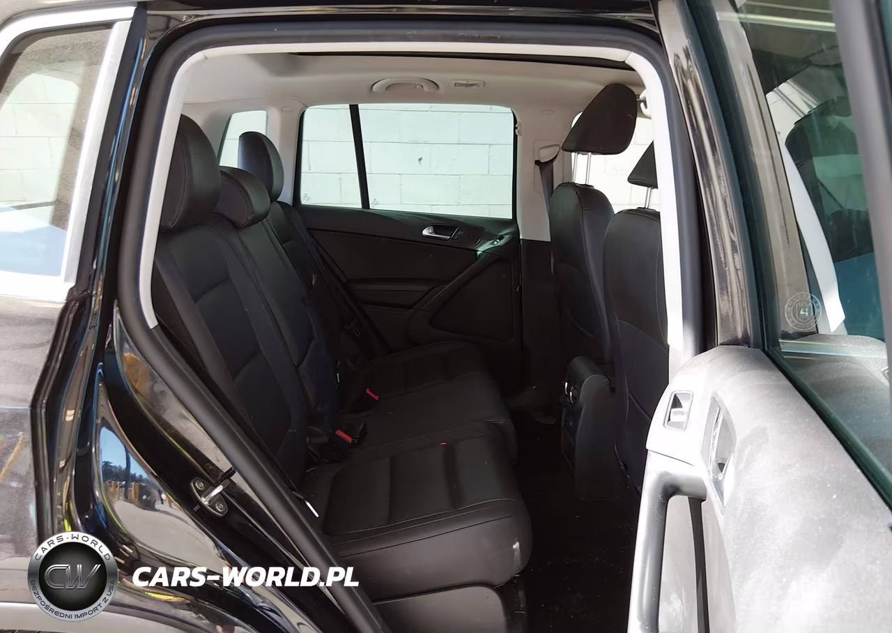 2017 Volkswagen Tiguan 2.0T Wolfsburg Edition VIN:WVGSV7AX9HW511631 - 8
