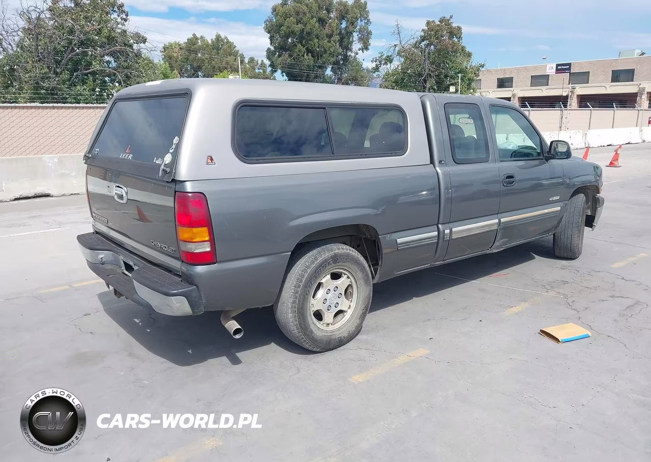 2001 Chevrolet Silverado 1500 Ls VIN:2GCEC19V611294608 - 4