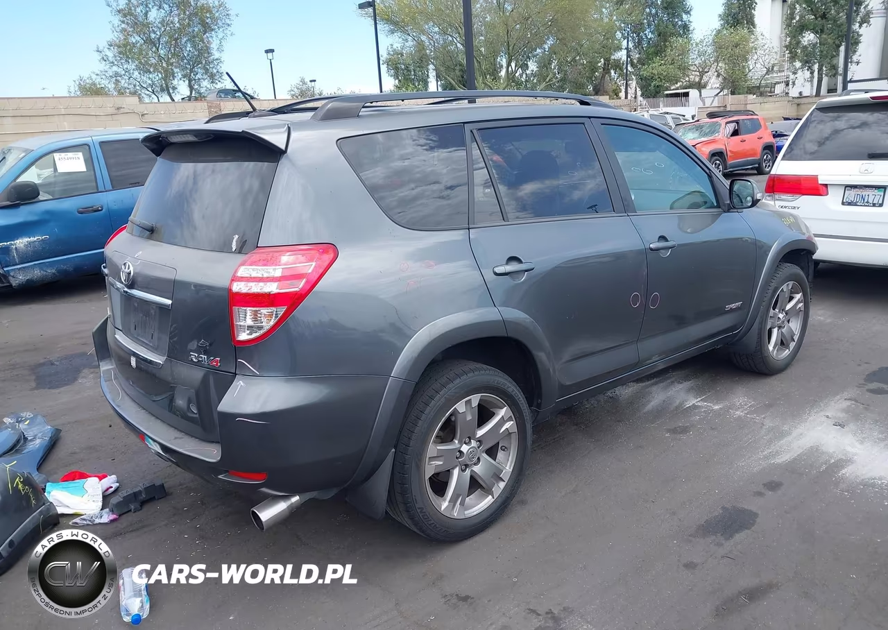 2011 Toyota Rav4 Sport VIN:JTMWF4DV6B5035864 - 4