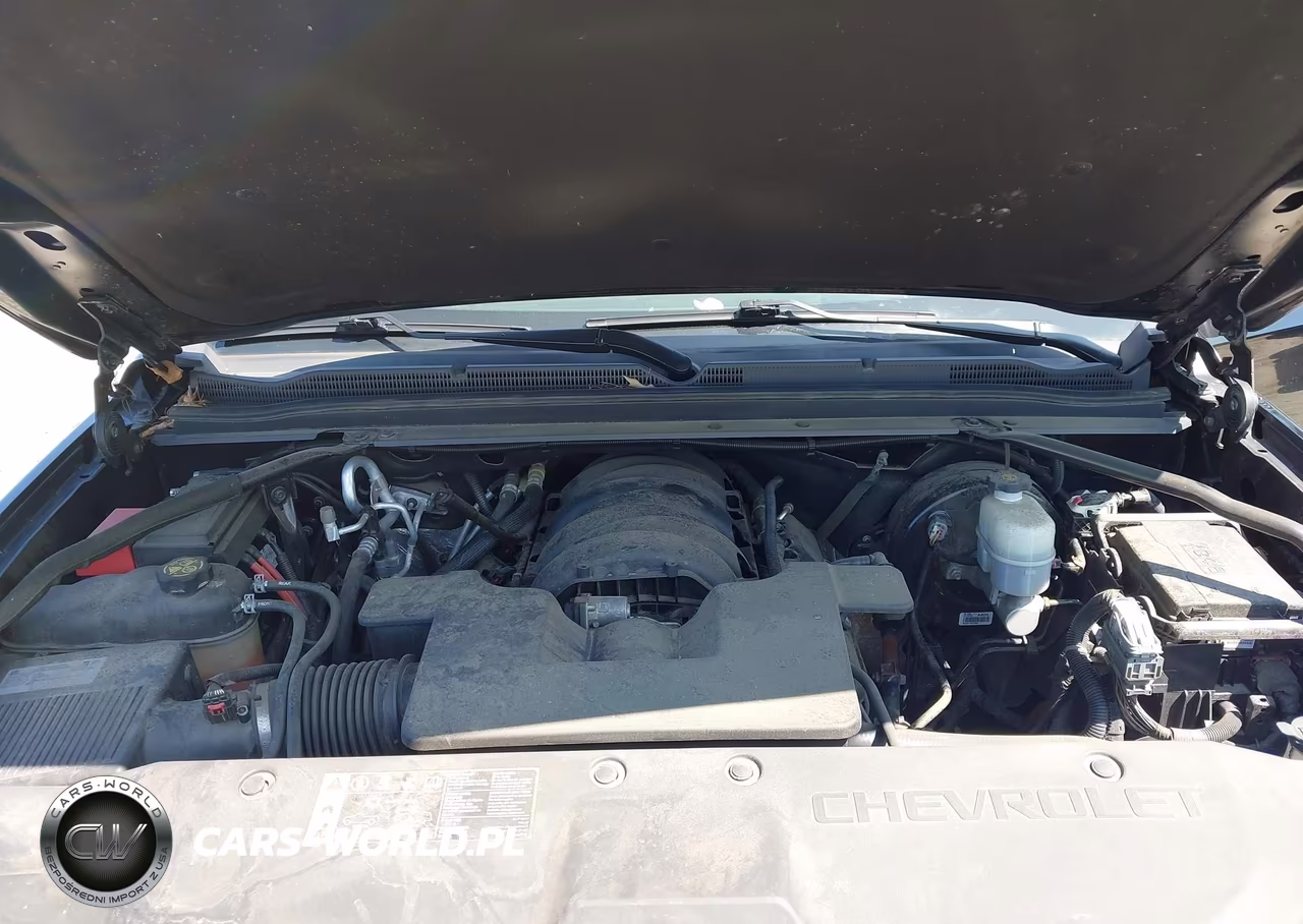 2019 Chevrolet Tahoe Lt VIN:1GNSKBKC8KR225150 - 10