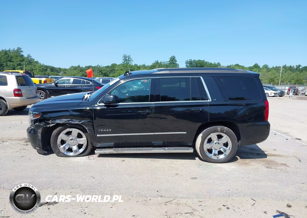 2019 Chevrolet Tahoe Lt VIN:1GNSKBKC8KR225150 - 14