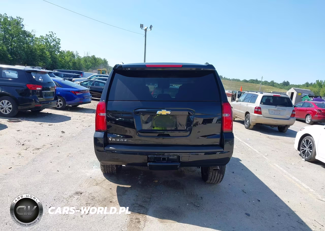 2019 Chevrolet Tahoe Lt VIN:1GNSKBKC8KR225150 - 16
