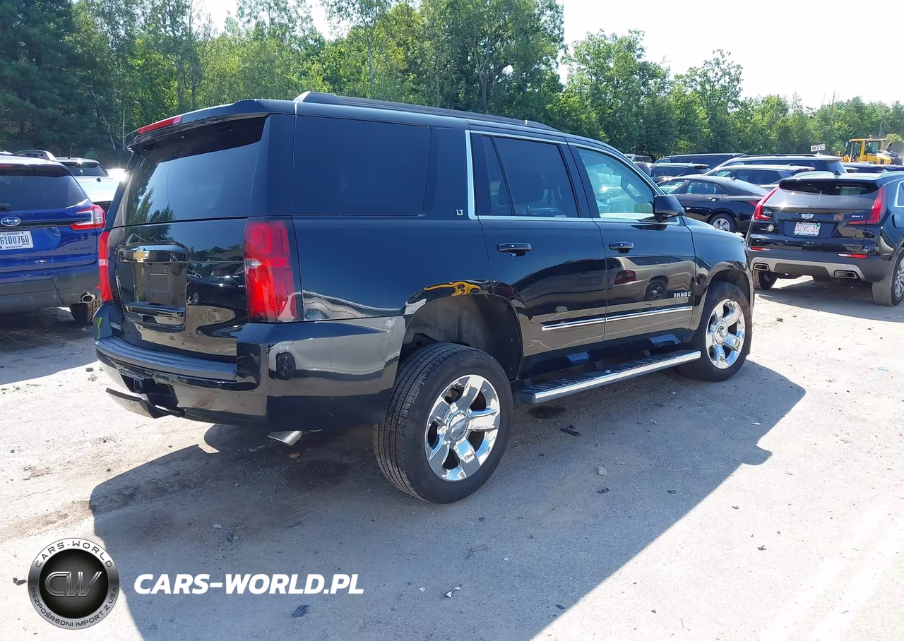 2019 Chevrolet Tahoe Lt VIN:1GNSKBKC8KR225150 - 4