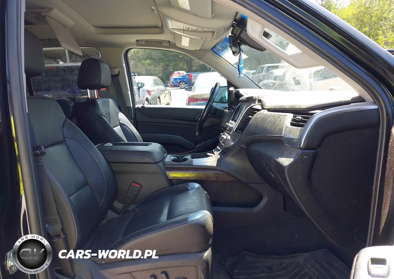 2019 Chevrolet Tahoe Lt VIN:1GNSKBKC8KR225150 - 5