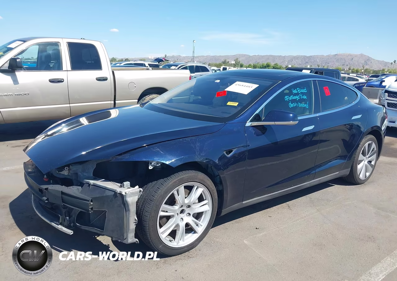 2013 Tesla Model S VIN:5YJSA1AG0DFP04780 - 6