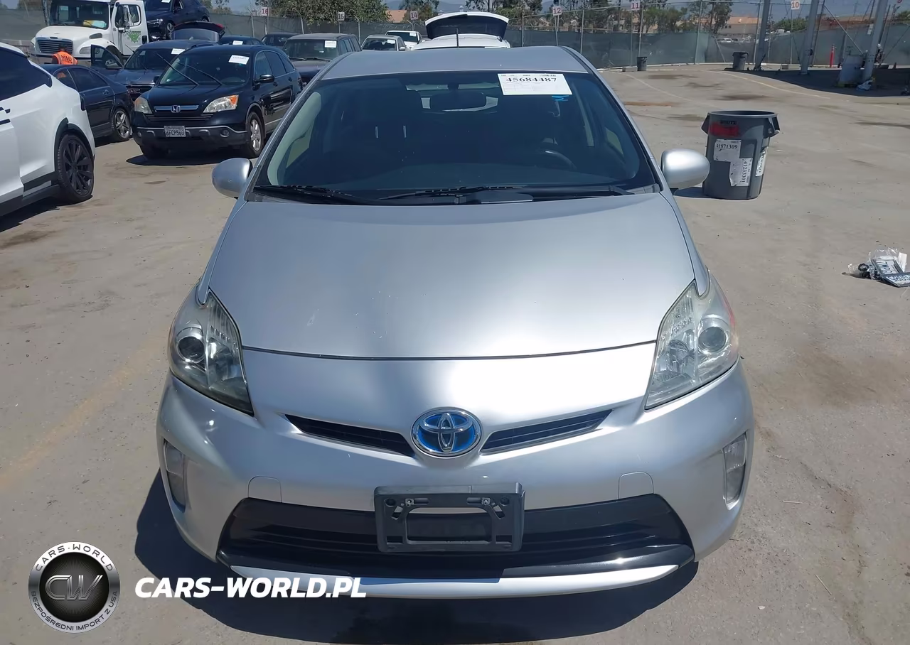 2015 Toyota Prius Three VIN:JTDKN3DU8F1914086 - 12