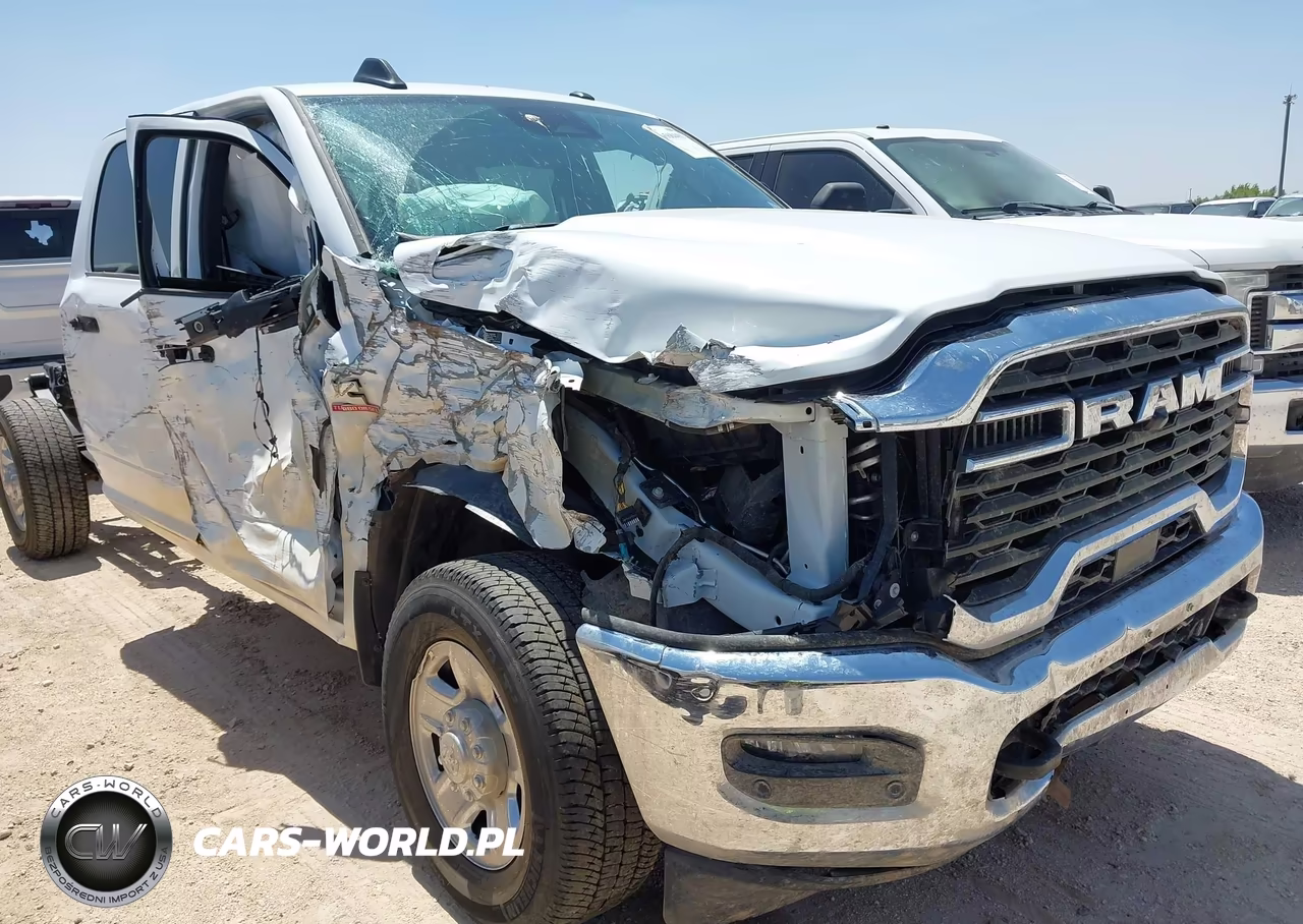 2026 Ram 3500 Tradesman 4X4 8' Box