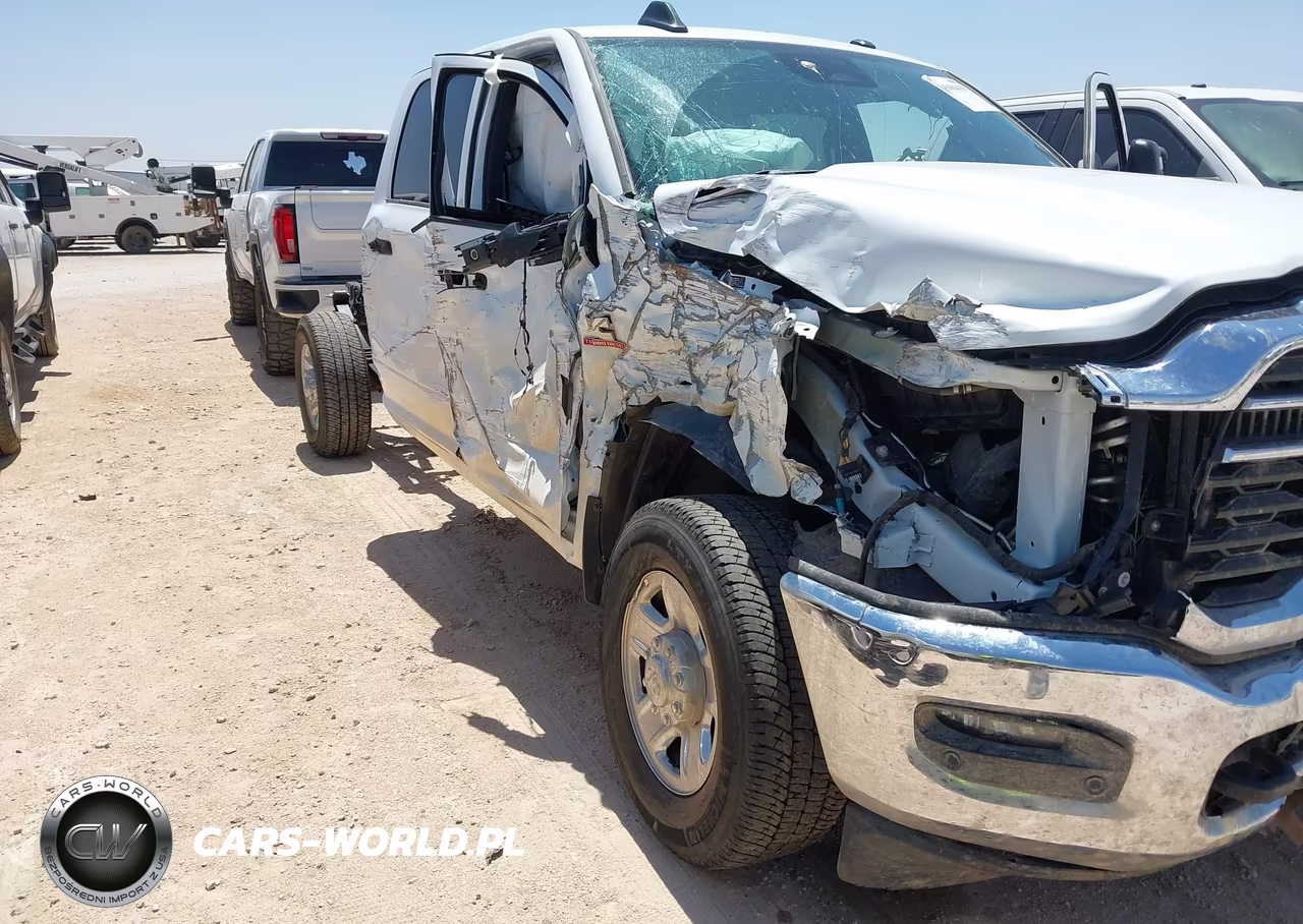 2026 Ram 3500 Tradesman 4X4 8' Box VIN:3C63R3GL1TG171951 - 11