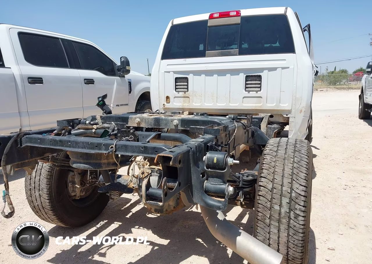 2026 Ram 3500 Tradesman 4X4 8' Box VIN:3C63R3GL1TG171951 - 15