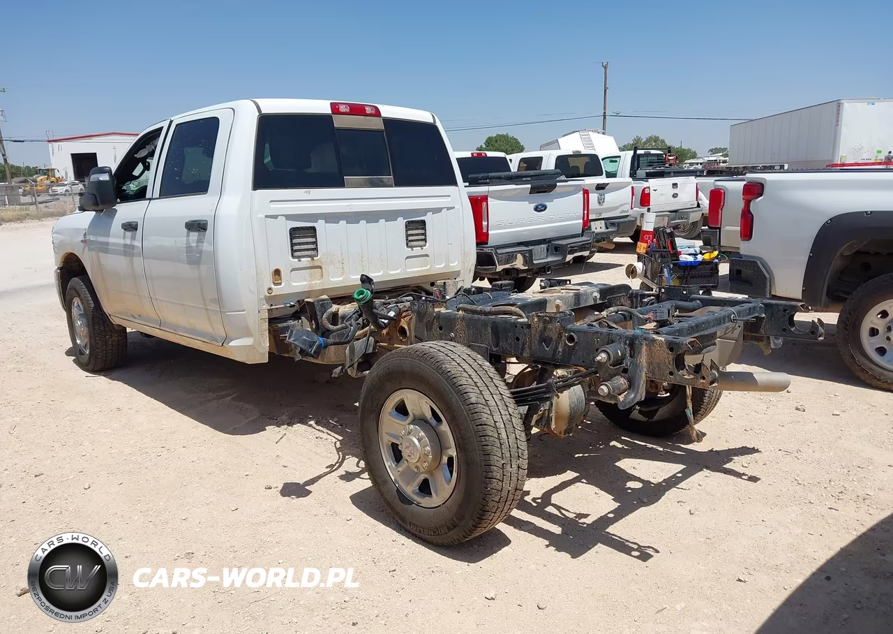 2026 Ram 3500 Tradesman 4X4 8' Box VIN:3C63R3GL1TG171951 - 3