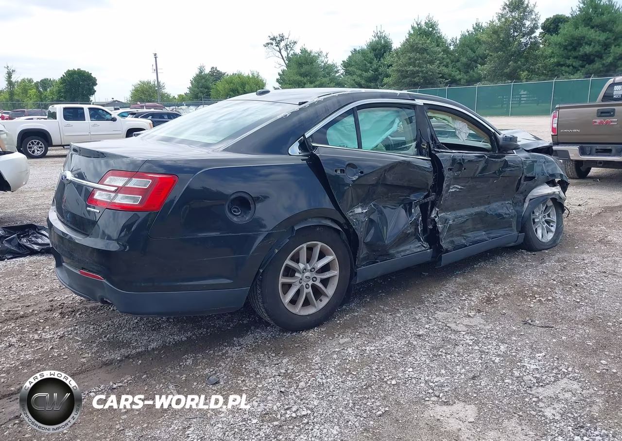 2015 Ford Taurus Se VIN:1FAHP2D85FG116696 - 4