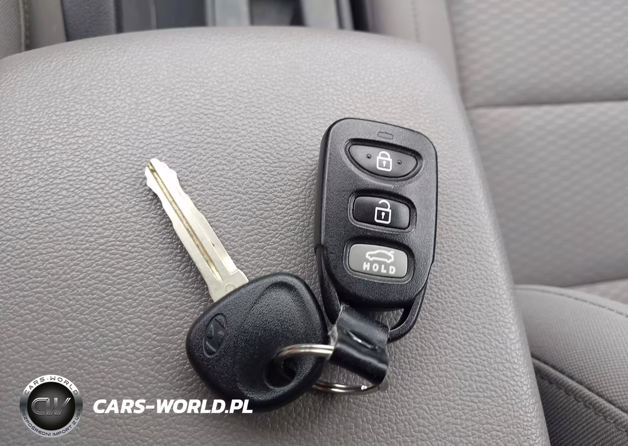 2020 Hyundai Elantra Se VIN:5NPD74LFXLH613691 - 11