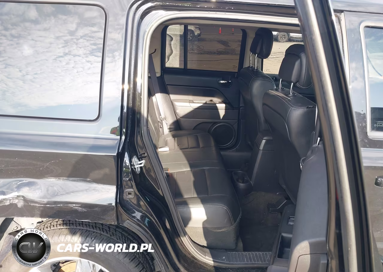 2017 Jeep Patriot High Altitude VIN:1C4NJRFB2HD151894 - 7