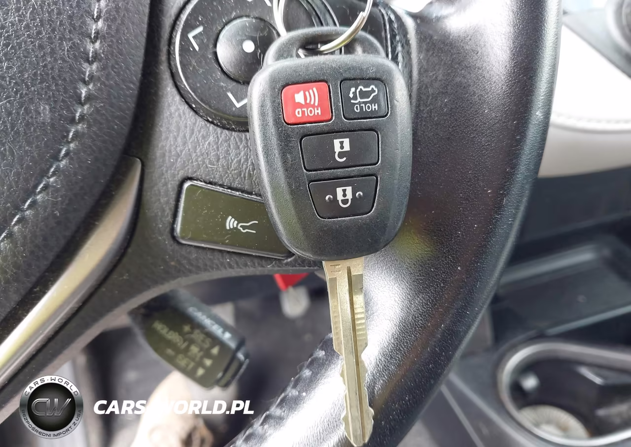 2017 Toyota Rav4 Xle VIN:JTMRFREV4HJ105726 - 11