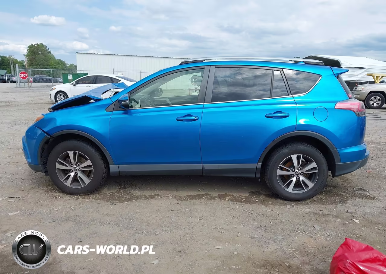 2017 Toyota Rav4 Xle VIN:JTMRFREV4HJ105726 - 14