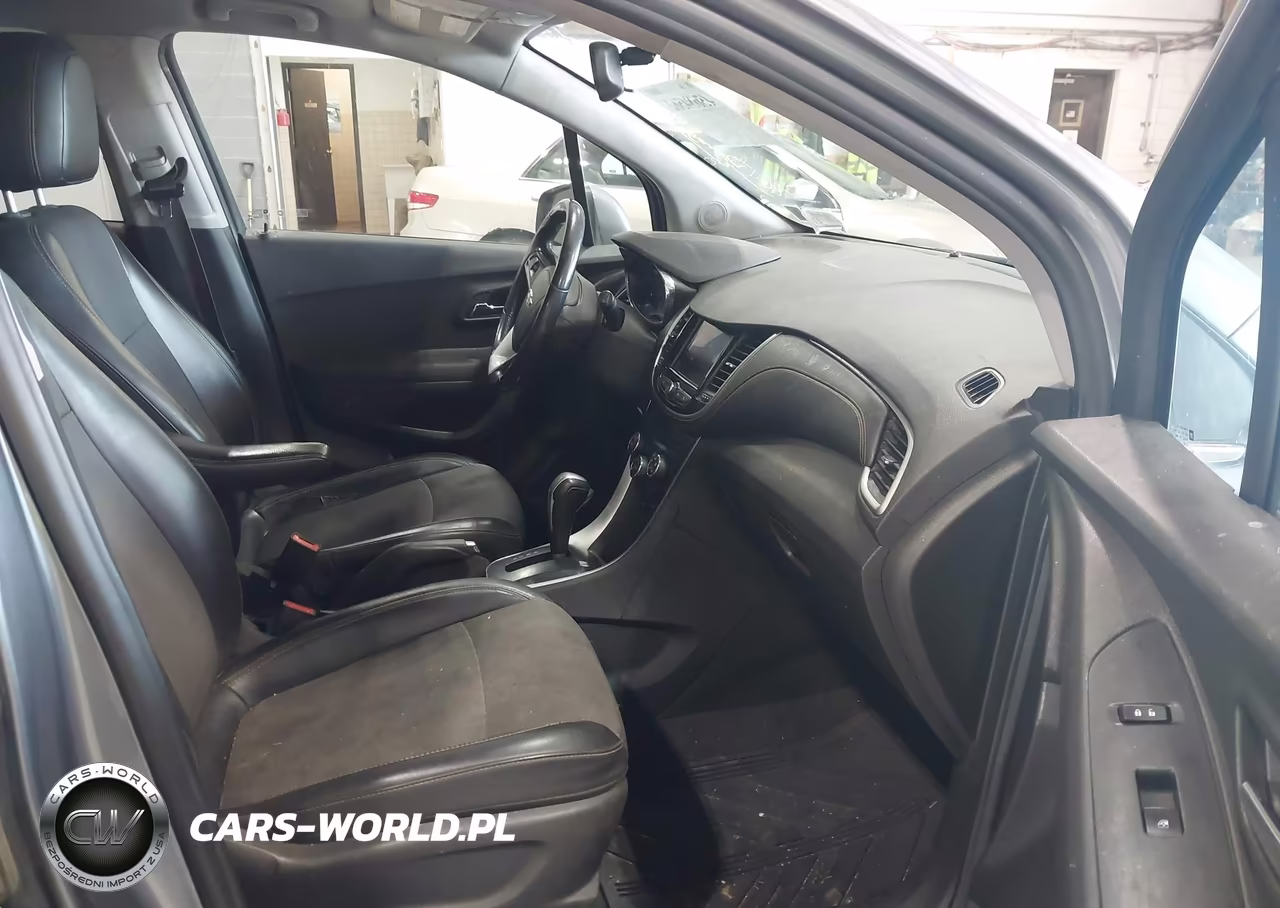 2020 Chevrolet Trax Awd Lt VIN:3GNCJPSB9LL276015 - 5