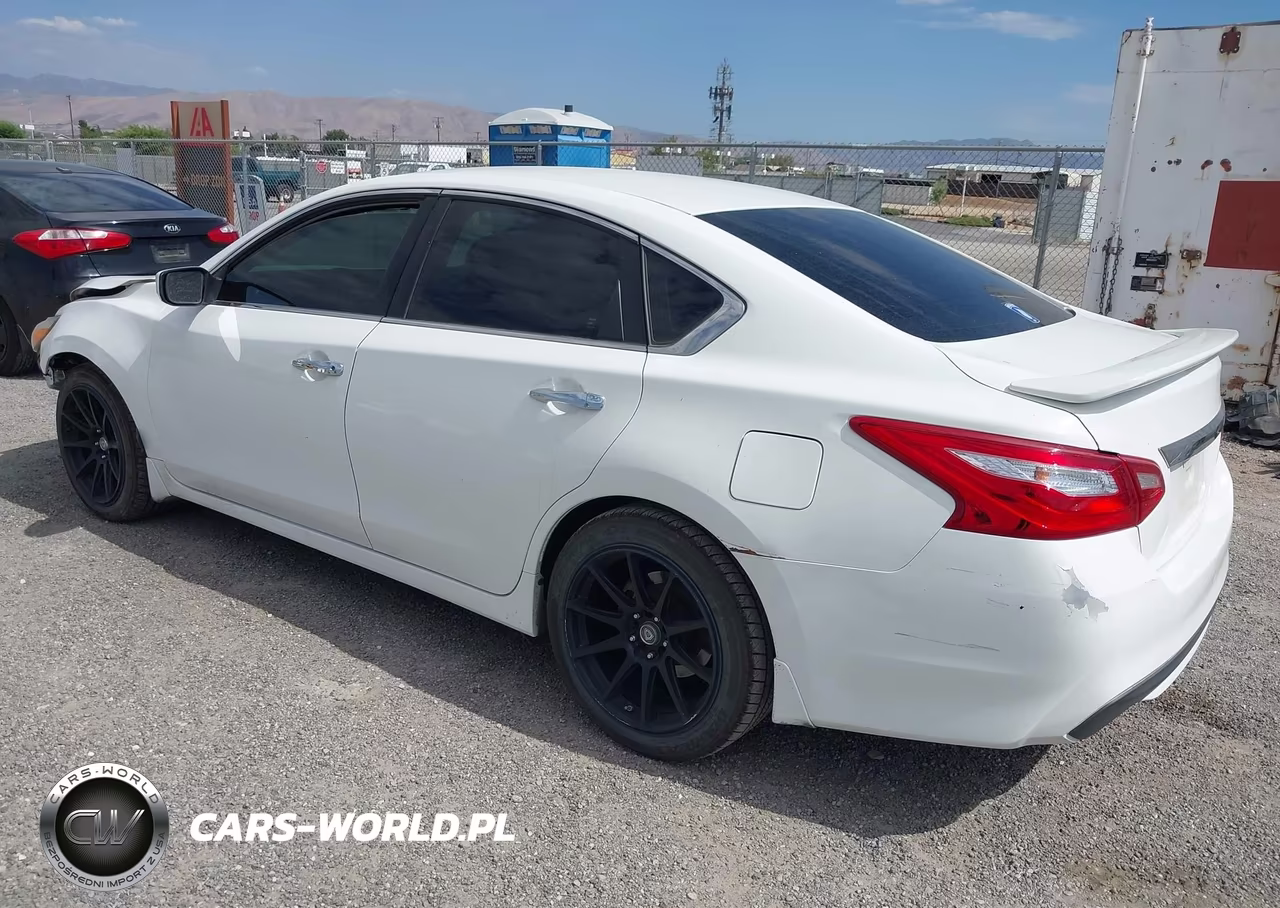 2016 Nissan Altima 2.5 S VIN:1N4AL3AP7GC220629 - 3