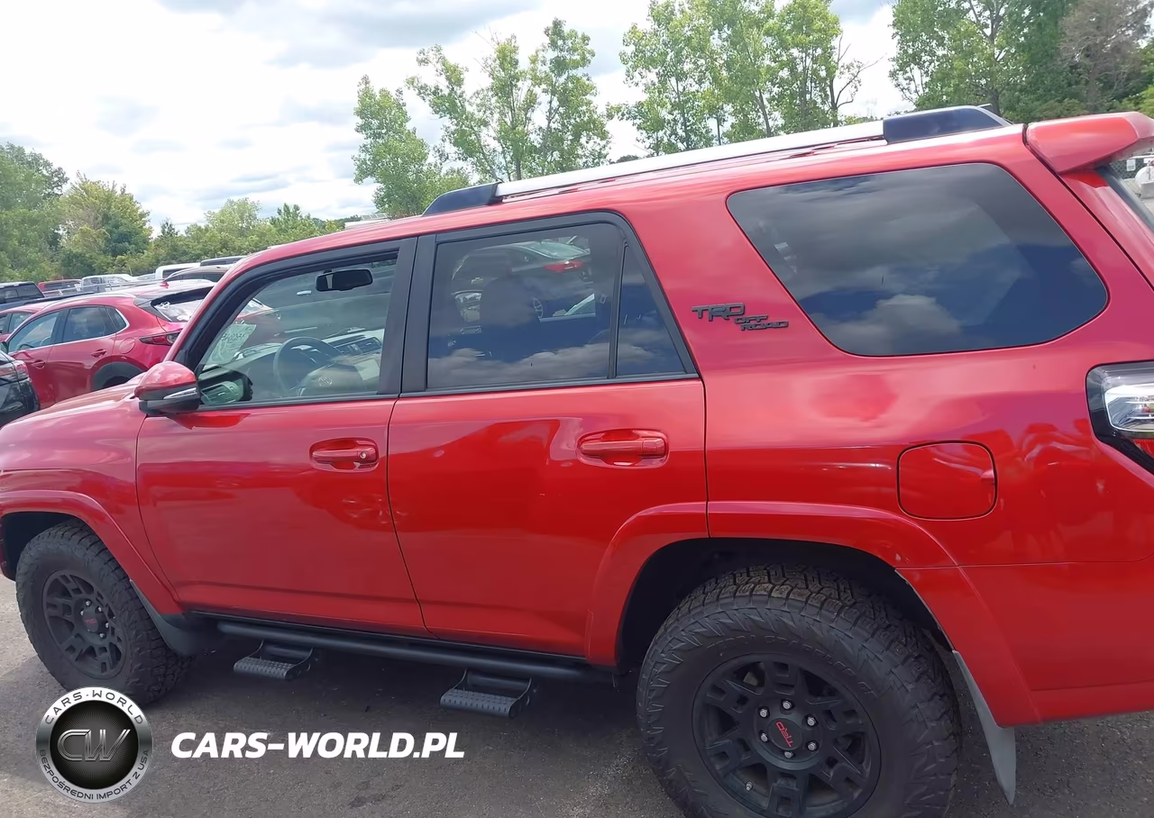 2018 Toyota 4Runner Trd Off Road Premium VIN:JTEBU5JR6J5585433 - 14